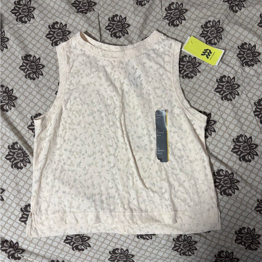 All in Motion Cream Tank Top Relaxed Fit